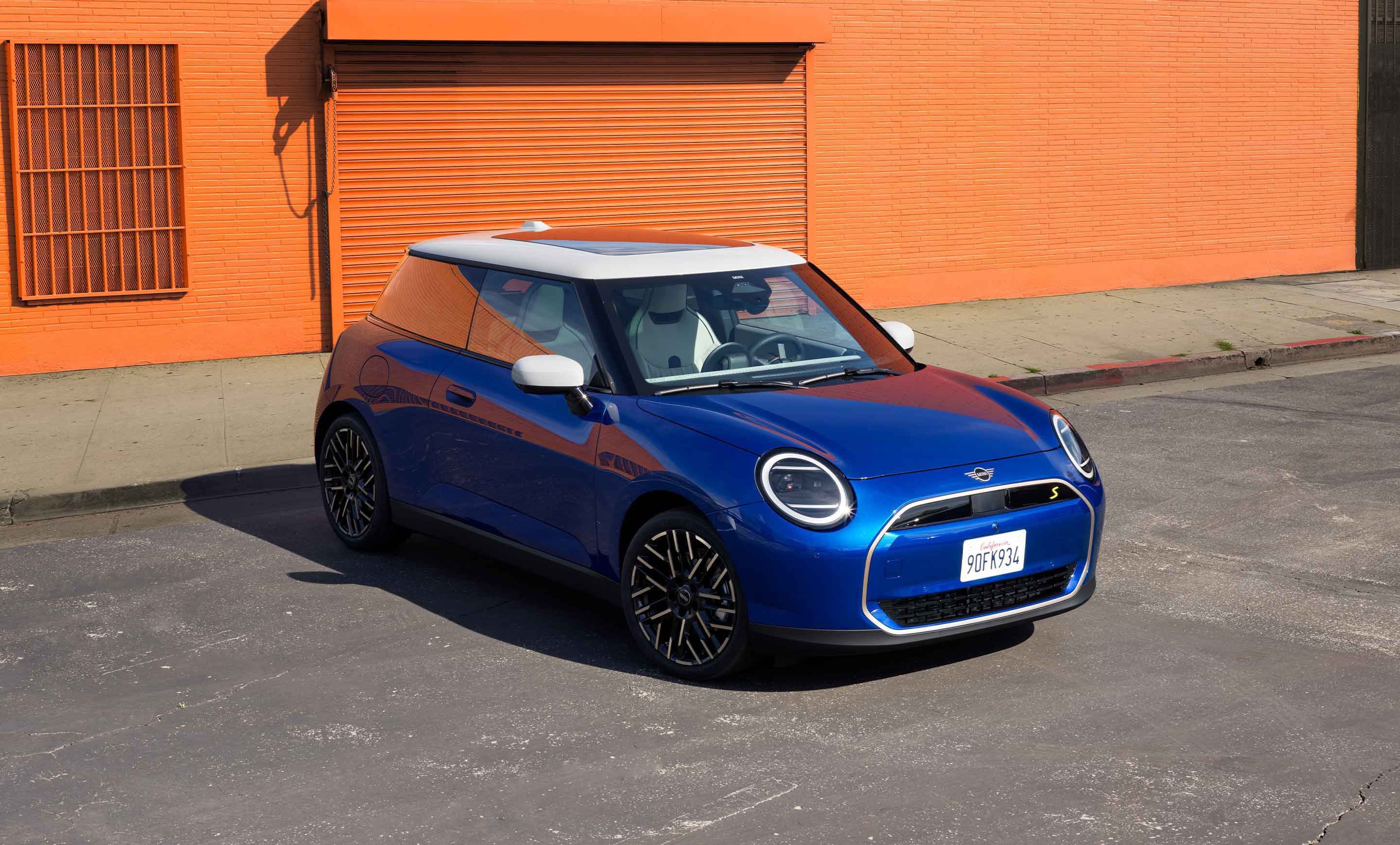 New Electric MINI Cooper 3-Door 2024 | MINI AU